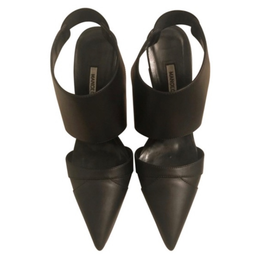 Manolo Blahnik Loyalclo Pumps